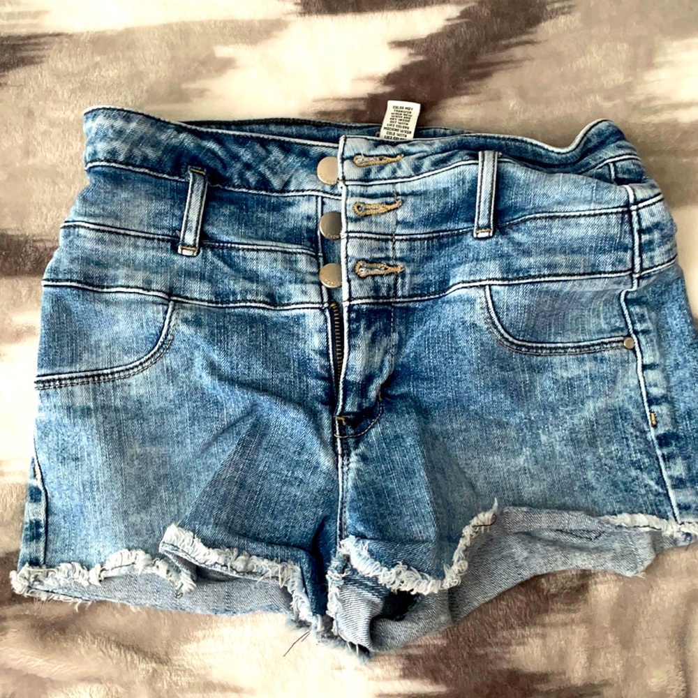 SUMMER-TIME Jean shorts